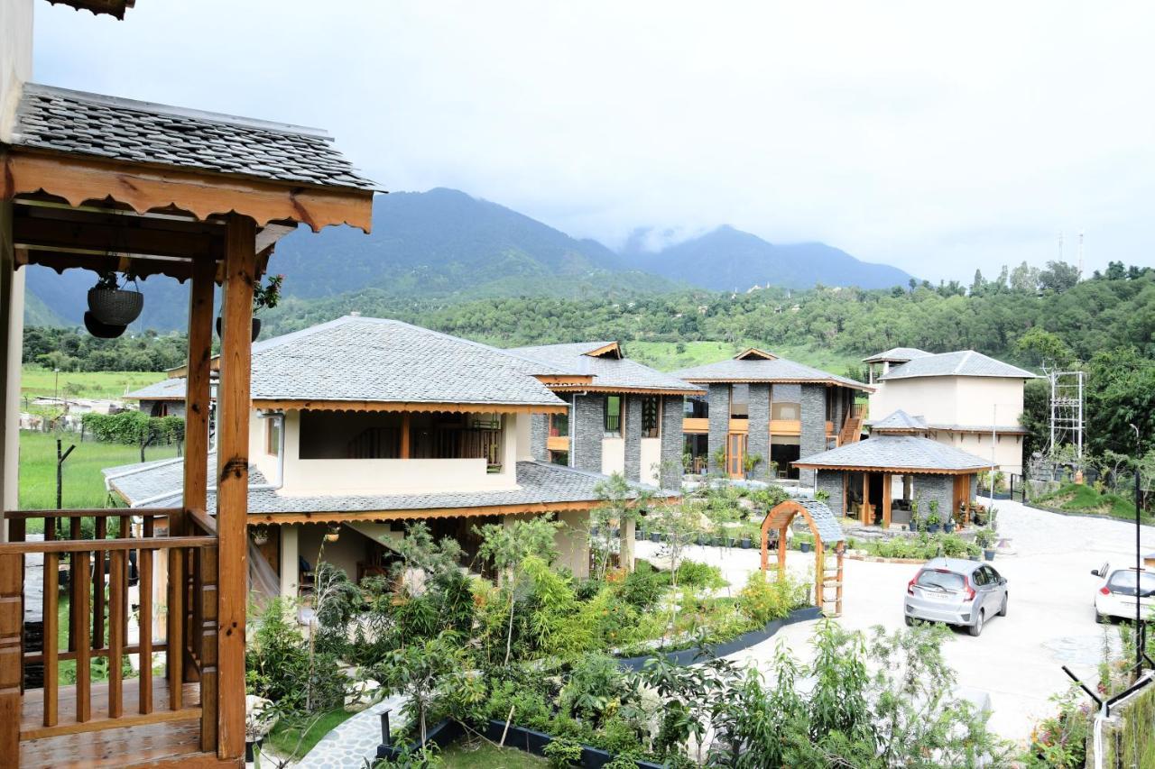 Osho Himalayas Wellness Resort Kangra Exterior photo
