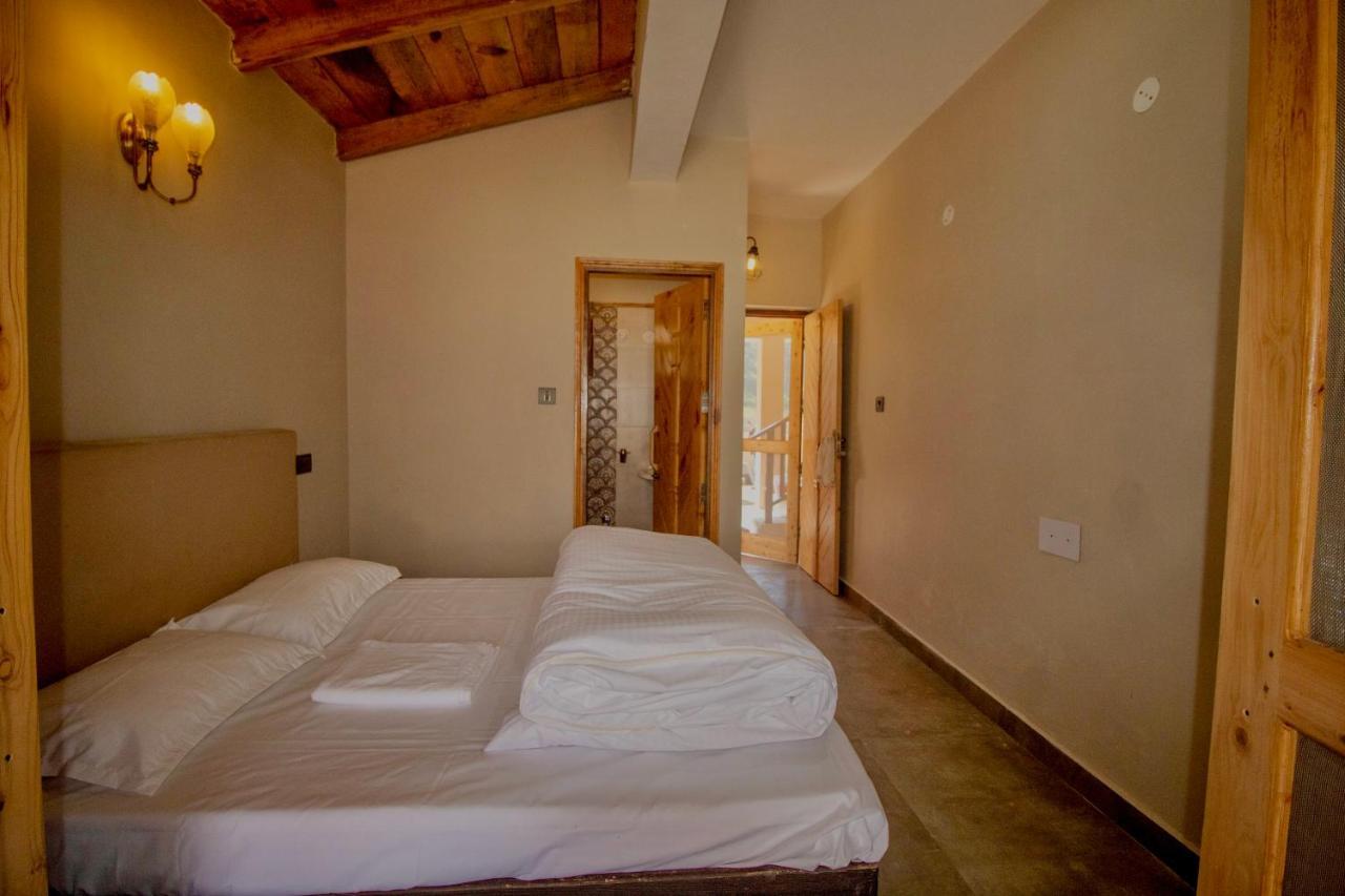 Osho Himalayas Wellness Resort Kangra Exterior photo