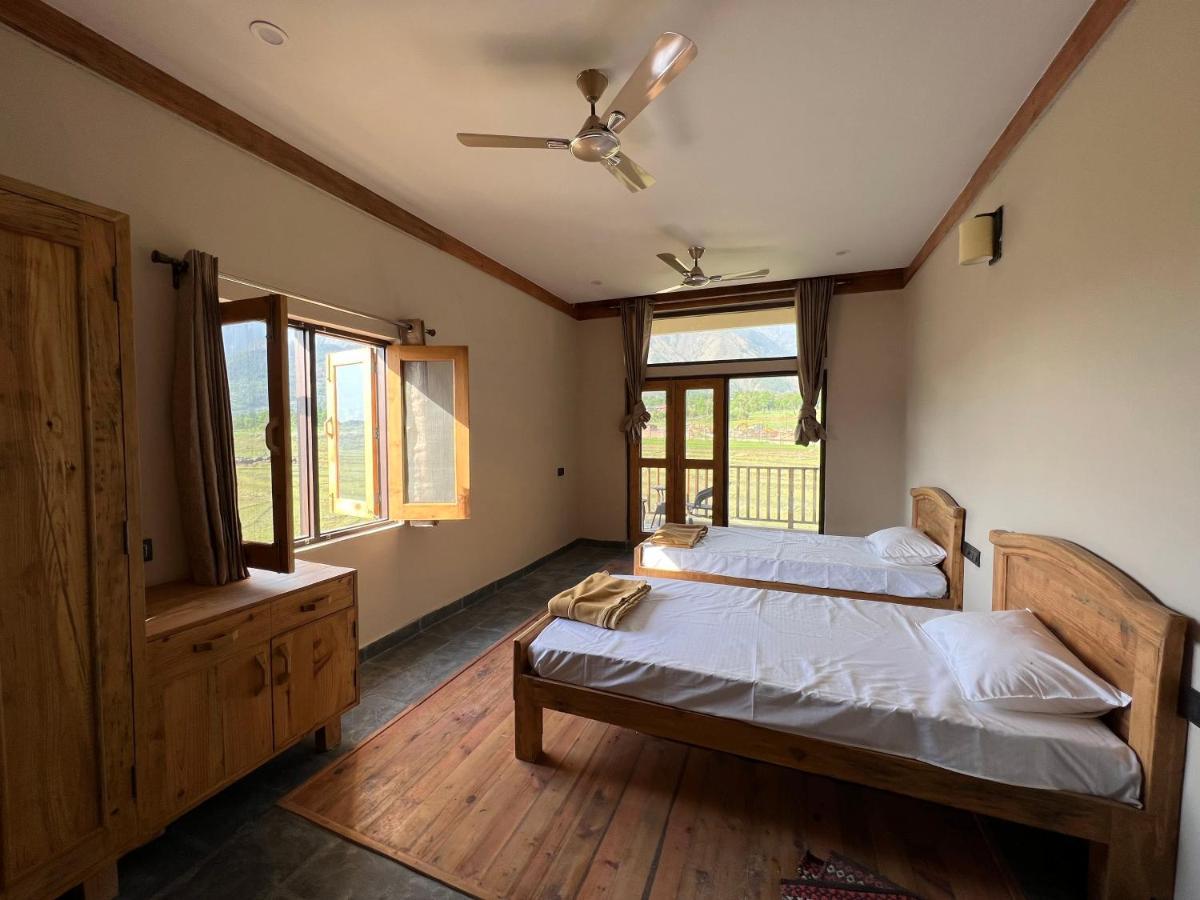 Osho Himalayas Wellness Resort Kangra Exterior photo