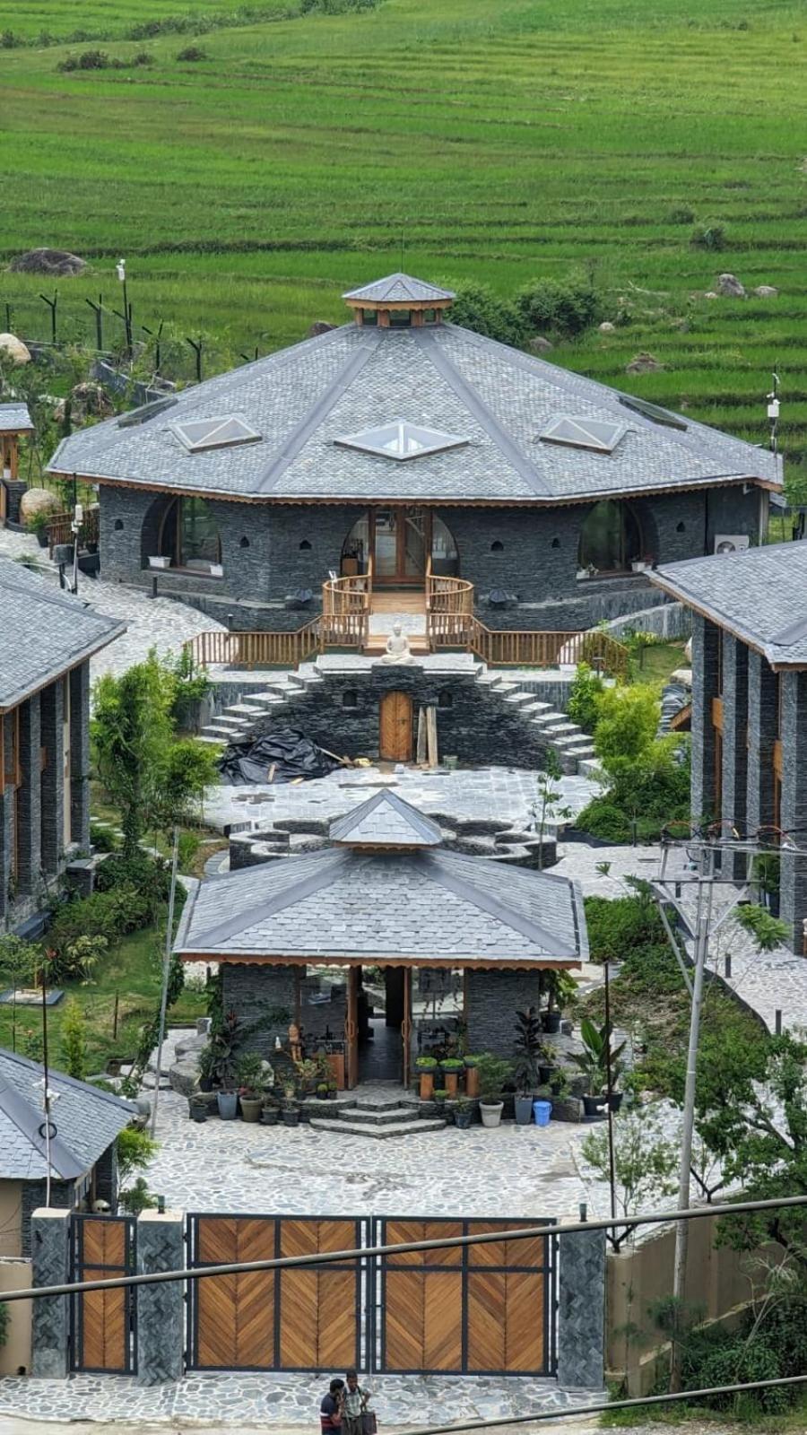 Osho Himalayas Wellness Resort Kangra Exterior photo